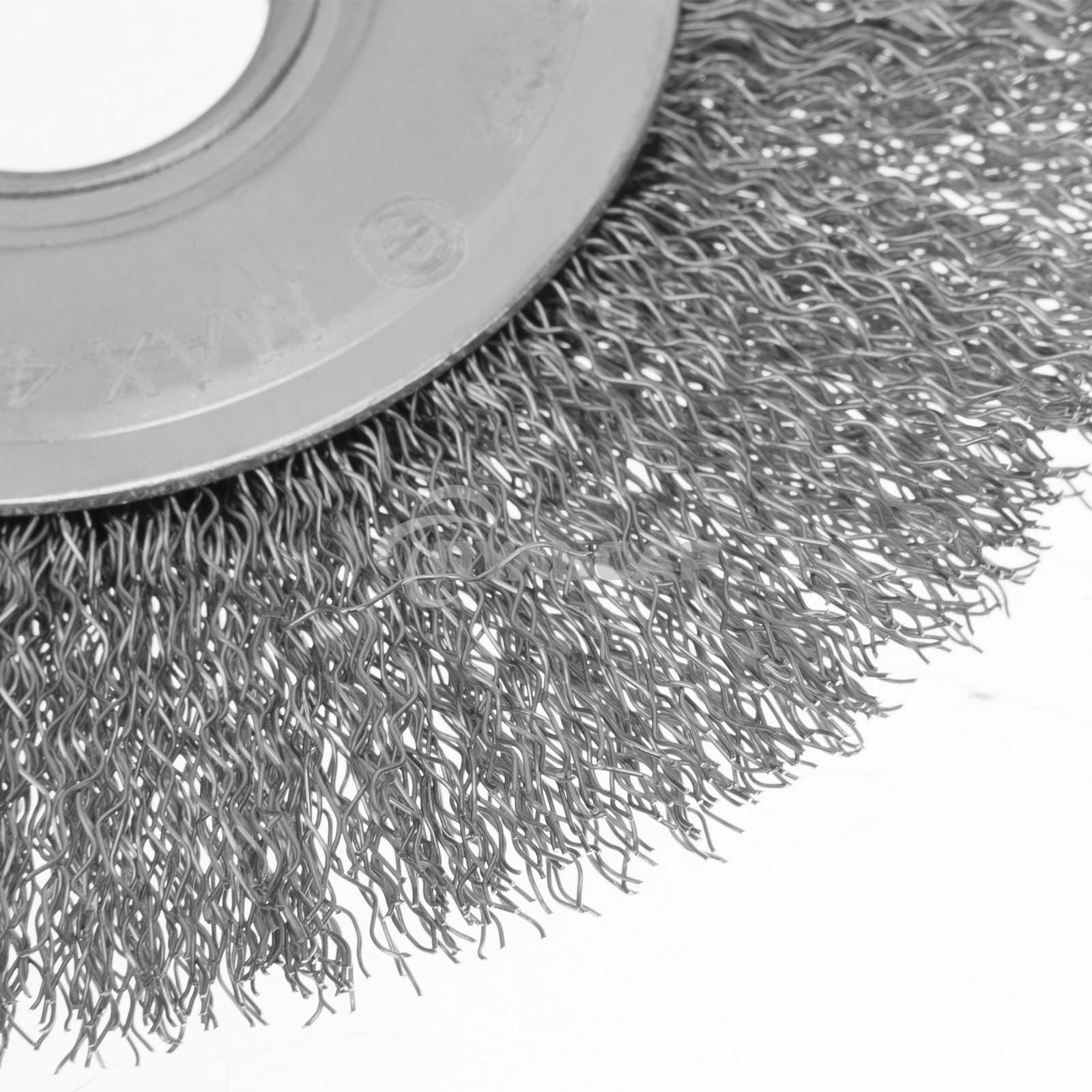 Щетка для УШМ, 125 мм, Плоская, витая нержавеющая проволока 0,3 мм, посадка 22,2 мм Denzel