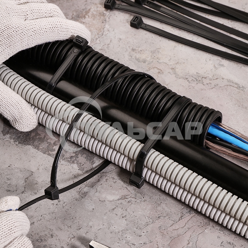 Хомут-стяжкa нейлоновая с тройным замком Rexant 400x7,6 мм, черная, упаковка 100 шт.